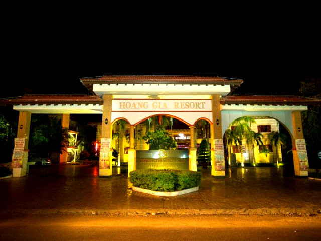 Resort Hoàng Gia Quy Nhơn (Royal Hotel &amp; Healthcare Resort Quy Nhơn là khu resort 4 sao ven biển nằm trên "đất vàng" đường An Dương Vương, TP Quy Nhơn, do bà Ngô Kim Lan, vợ ông Trần Bắc Hà, nguyên Chủ tịch HĐQT Ngân hàng Đầu tư và Phát triển Việt Nam (BIDV) làm chủ. Ảnh: cungphuot.info.