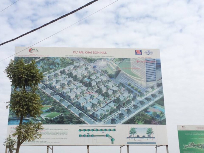 Theo đại diện lãnh đạo UBND phường Ngọc Thụy, một số căn biệt thự tại dự án Khai Sơn Hill chưa có giấy phép xây dựng, tuy nhiên không phải toàn bộ các biệt thự. Ảnh: Phapluatplus.
