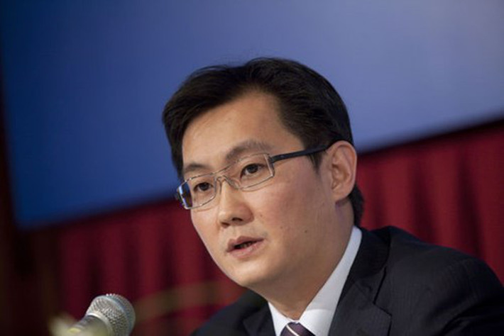 Ma Huateng - Chủ tịch tập đoàn Internet khổng lồ Tencent Holdings đứng thứ 2 với khối tài sản 32,8 tỷ USD, giảm 7 tỷ USD so với năm 2017. Tencent Holdings là công ty có giá trị nhất châu Á đồng thời là 1 trong 5 tập đoàn lớn nhất thế giới.