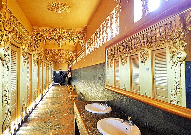 Bồn rửa tay sạch sẽ. Ảnh: Explore.