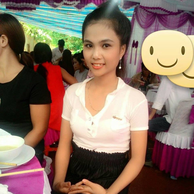Sau khi tốt nghiệp cấp 3, H'Hen Niê học một năm tại Đại học dự bị Nha Trang, rồi vào TP.HCM trở thành sinh viên Cao đẳng Kinh tế Đối ngoại.