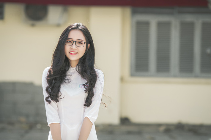 Theo chia sẻ của bạn bè Thảo Huyền là người rất hòa đồng, năng nổ trong các công tác của trường lớp, thường xuyên tham gia các hoạt động nghệ thuật. Cô bạn này cho biết chính việc tham gia những chương trình đó đã mang lại sự tự tin và trao dồi bản thân.
