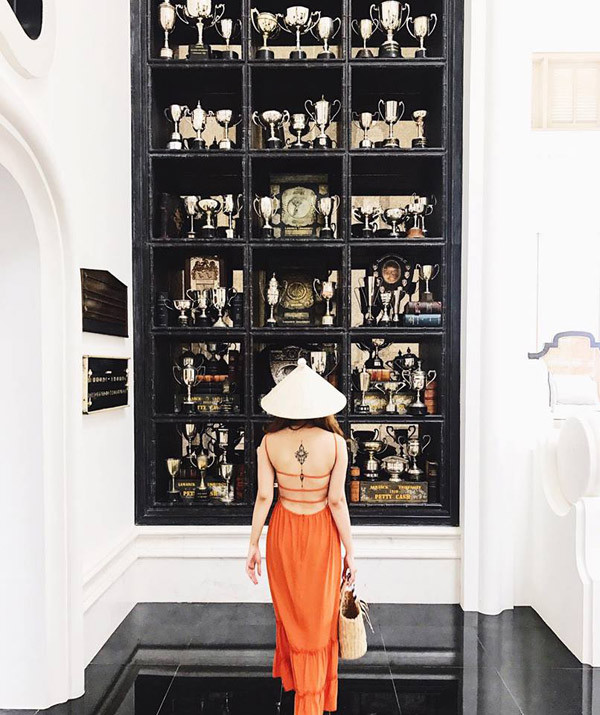 Sở hữu thân hình thon gọn với số đo ba vòng cân đối, cô thường xuyên xuất hiện trong các set đồ trễ nải.
