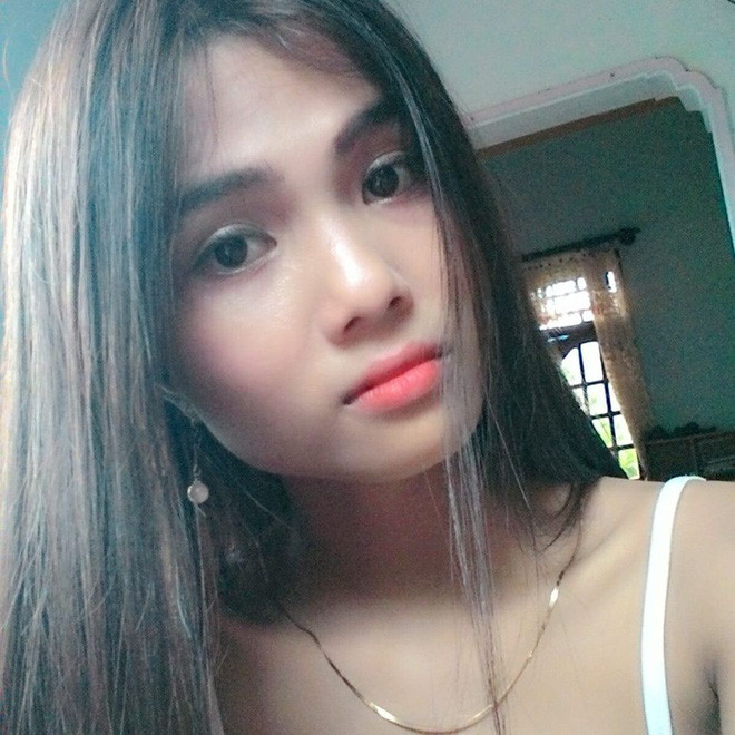 Theo chia sẻ của H'Min Niê, chị gái H'Hen Niê nhất quyết không chịu cưới chồng vì muốn học tập và theo nghiệp người mẫu.