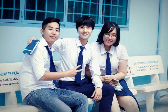 Mặc dù đang học ngành kiến trúc nhưng lại bén duyên với nghề diễn viên, Đình Thắng nói rằng vì bản thân muốn thử sức mình ở mọi lĩnh vực có thể để khám phá giới hạn của bản thân đã quyết định thử casting xem sao.