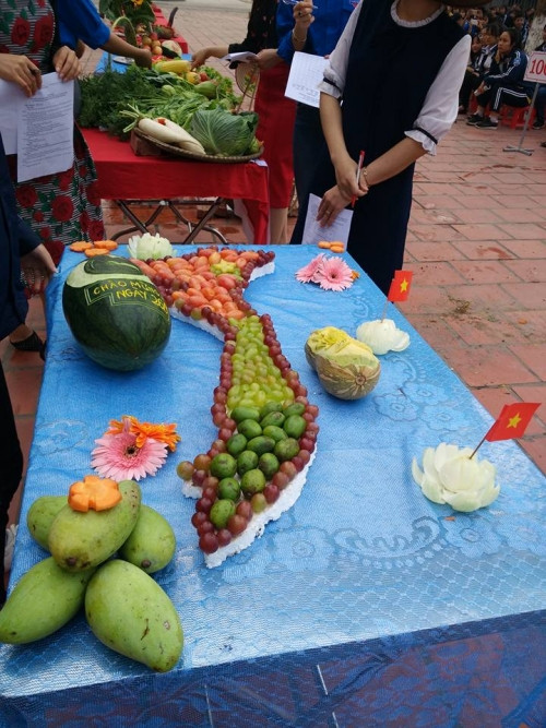 Những con vật được sáng tạo từ rau củ quả này khác xa với những con vật ngoài đời thực uy nghiêm, "sang chảnh" ngoài đời thực mà "dễ thương" theo một cách riêng.