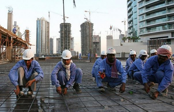 Không có chuyện thất nghiệp Điều này hoàn toàn sai. Người nước ngoài không có thị thực làm việc sẽ bị trục xuất về nước trong vòng 30 ngày.