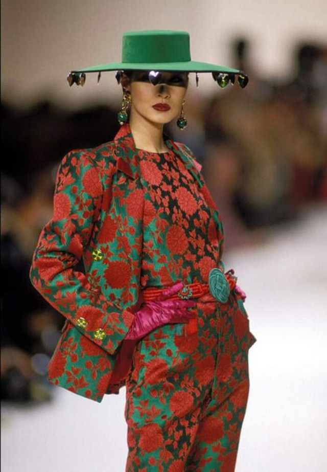 7 lời khuyên thời trang không bao giờ lỗi thời của Yves Saint Laurent - Hình 2 7 loi khuyen thoi trang khong bao gio loi thoi cua Yves Saint Laurent-Hinh-2