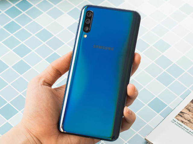 Top smartphone đẹp thanh lịch, đúng "trend" chào đón Tết - Hình 4 Top smartphone dep thanh lich, dung