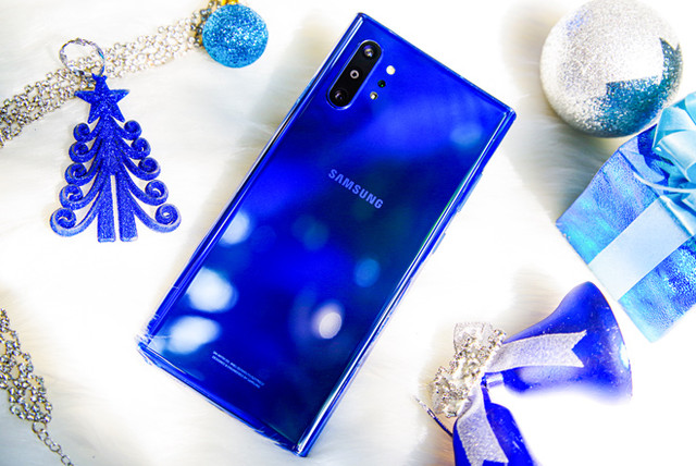 Top smartphone đẹp thanh lịch, đúng "trend" chào đón Tết - Hình 2 Top smartphone dep thanh lich, dung
