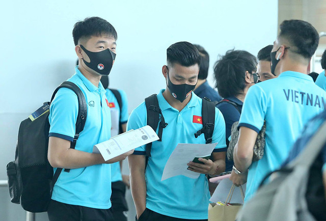 Tuyển Việt Nam lên đường sang UAE, quyết làm nên chuyện - Hình 9 Tuyen Viet Nam len duong sang UAE, quyet lam nen chuyen-Hinh-9