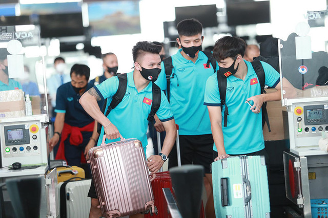 Tuyển Việt Nam lên đường sang UAE, quyết làm nên chuyện - Hình 7 Tuyen Viet Nam len duong sang UAE, quyet lam nen chuyen-Hinh-7