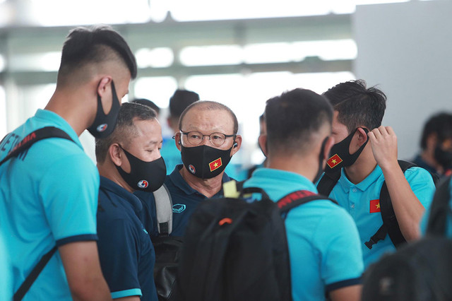 Tuyển Việt Nam lên đường sang UAE, quyết làm nên chuyện - Hình 11 Tuyen Viet Nam len duong sang UAE, quyet lam nen chuyen-Hinh-11