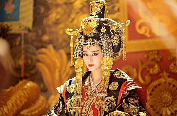Bí ẩn lăng mộ Võ Tắc Thiên: Bia mộ 99 tấn, cao 8m trống trơn - Hình 2 Bi an lang mo Vo Tac Thien: Bia mo 99 tan, cao 8m trong tron-Hinh-2