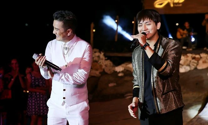 Đàm Vĩnh Hưng phục sát đất tài giả giọng của Hoài Lâm