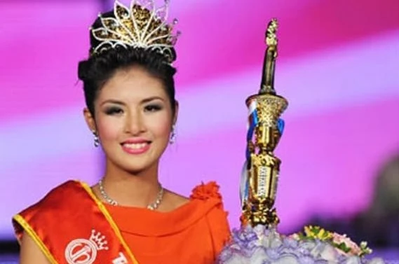 Phần thưởng cho các hoa hậu: Người được nửa tỷ, người nhận xe đạp