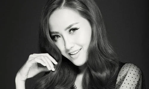 Khánh Ngân nhận hợp đồng tiền tỷ nhờ The Face