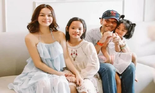 Phạm Quỳnh Anh hội ngộ chồng cũ, Quang Huy như "người lạ"