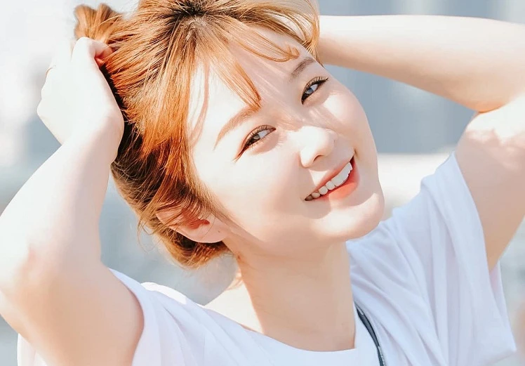 Vẻ đẹp trong veo của diễn viên vướng tin đồn hẹn hò Ngô Kiến Huy