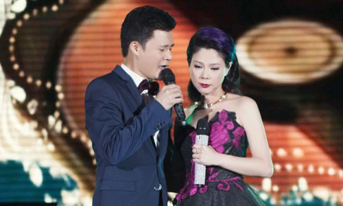 Thanh Thảo nồng nàn song ca cùng tình cũ Quang Dũng