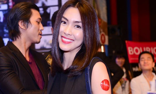 Tăng Thanh Hà rạng rỡ mừng Scandal Hào quang trở lại