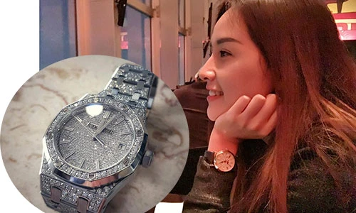 Hoa hậu Mai Phương Thúy khoe đồng hồ giá 2 tỷ gây sốc