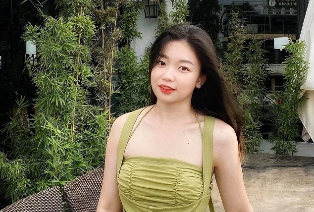 Con gái xinh đẹp tuổi 24 của vợ chồng nghệ sĩ Thu Quế - Phạm Cường 