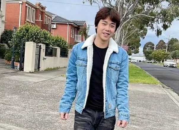 Thiếu gia Minh Hải trông lạ hoắc, khác hẳn thời yêu Hòa Minzy