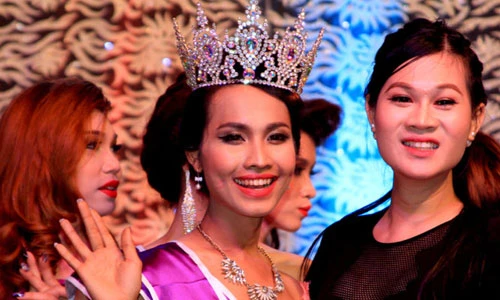 Cận nhan sắc mỹ miều của Hoa hậu chuyển giới Việt Nam