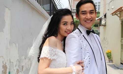 Hứa Vĩ Văn làm đám cưới với tình tin đồn Minh Khuê?