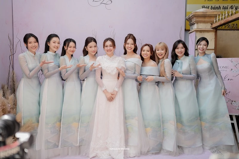 Lan Ngọc, em gái Trấn Thành làm phù dâu đám hỏi Phương Lan