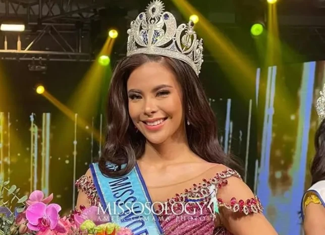 Hoa hậu Thế giới Philippines 2021 ngã lộn nhào 4 bậc cầu thang