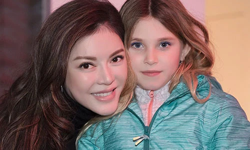 Lý Nhã Kỳ mang đến điều bất ngờ cho đoàn phim Angel’s Face