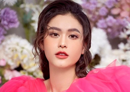 Trương Quỳnh Anh lạc quan tươi tắn sau phẫu thuật tuyến giáp