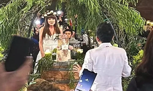 Không gian đám cưới Phương Uyên - Thanh Hà đẹp như cổ tích