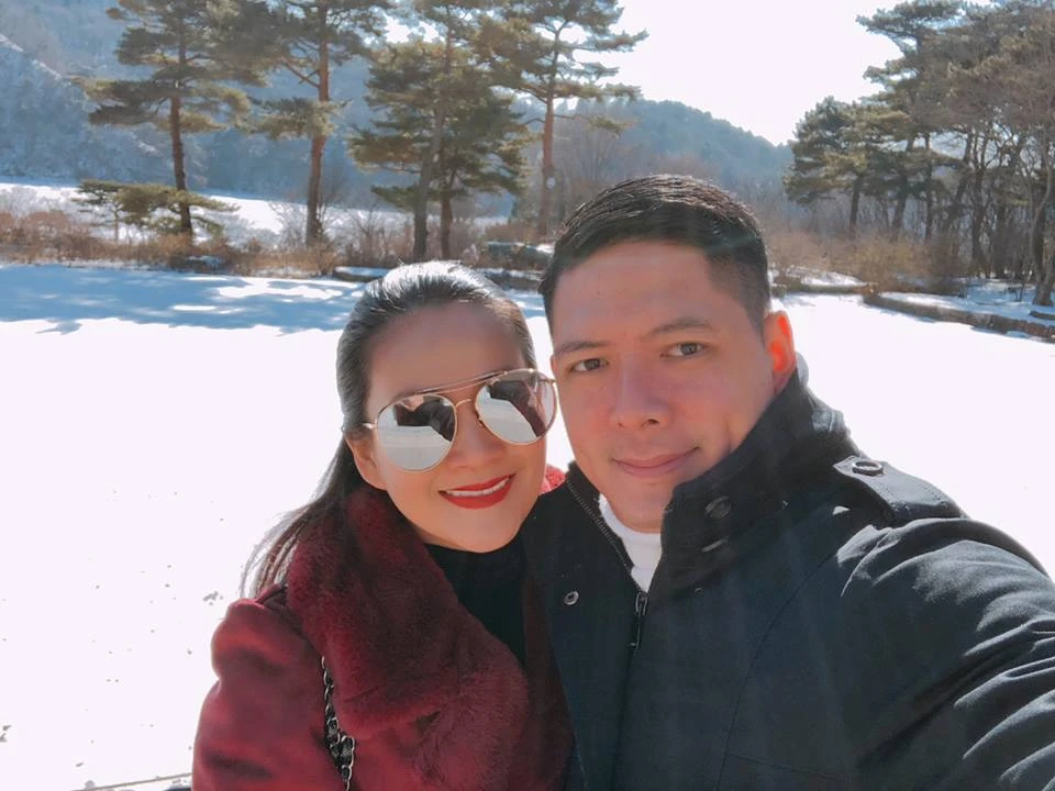 Vợ chồng Bình Minh hâm nóng tình cảm giữa cái lạnh âm độ