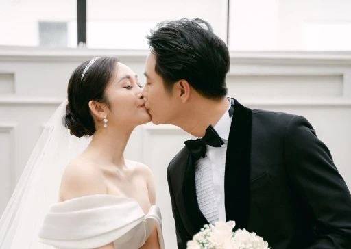 Ảnh cưới MC Thùy Linh và chồng diễn viên kém 5 tuổi