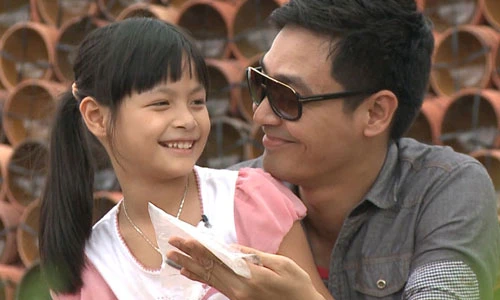 MC Phan Anh làm quà "độc" tặng con gái