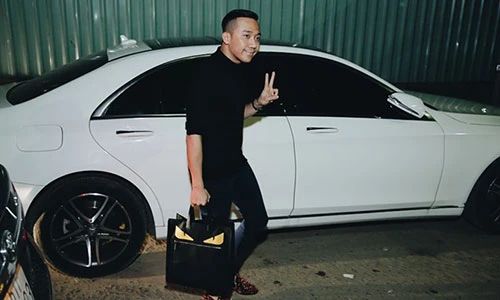 Một ngày trước khi cưới Trấn Thành vẫn miệt mài chạy show