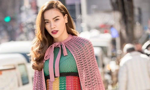 Thời trang khó hiểu của Hồ Ngọc Hà ở Tokyo