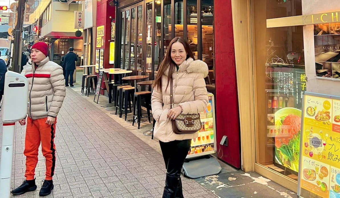 Vợ tiếp tục đưa NSND Công Lý sang Nhật Bản chữa bệnh