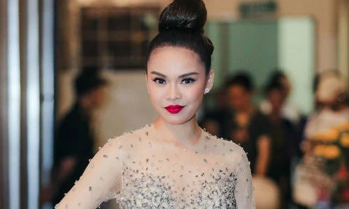 Giang Hồng Ngọc gợi cảm vô đối khi trở lại The Remix