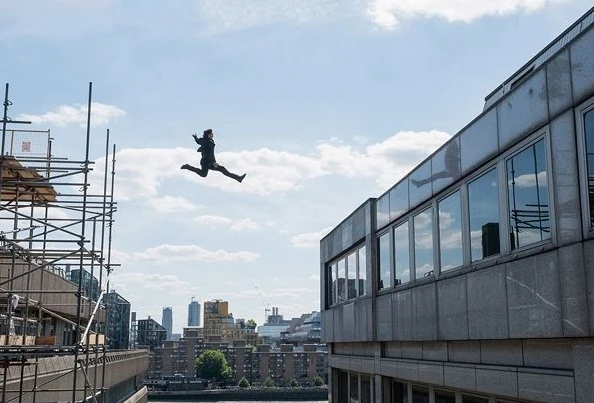 Hình ảnh "điên rồ" của Tom Cruise trong Nhiệm vụ bất khả thi 6