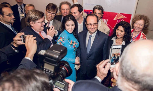 Lý Nhã Kỳ vinh dự được gặp Tổng thống Pháp 