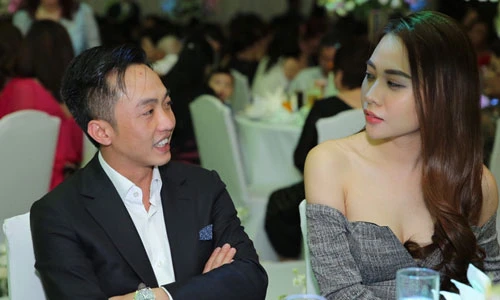 Cường Đô La - Đàm Thu Trang thân thiết thế này chẳng mấy chốc mà cưới!