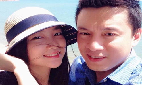 Lam Trường quấn quýt vợ sắp cưới xinh như hot girl