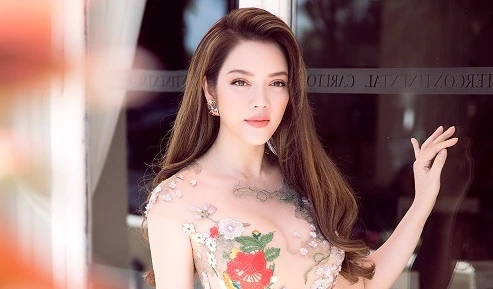 Diện váy xuyên thấu, Lý Nhã Kỳ đẹp không góc chết ở Pháp