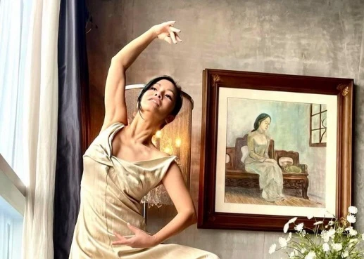 Diva Hồng Nhung giữ vóc dáng thon gọn ở tuổi 51