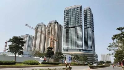 Tăng nguồn cung nhà ở thương mại nhưng giá vẫn vượt khả năng chi trả của nhiều người.