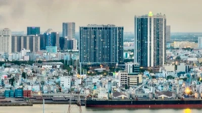Sở Xây dựng TP.HCM đánh thị trường bất động sản ở TP.HCM phát triển nhanh nhưng vẫn chưa ổn định, minh bạch, còn tiềm ẩn nhiều rủi ro. Ảnh: NGUYỆT NHI